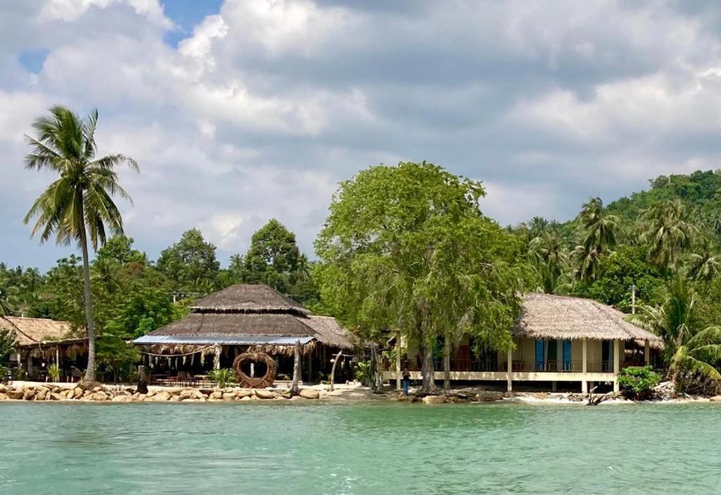 Absolute Beachfront Resort Baan Tai Εξωτερικό φωτογραφία